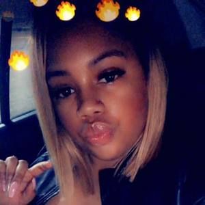 Meet your Posher, Meisha